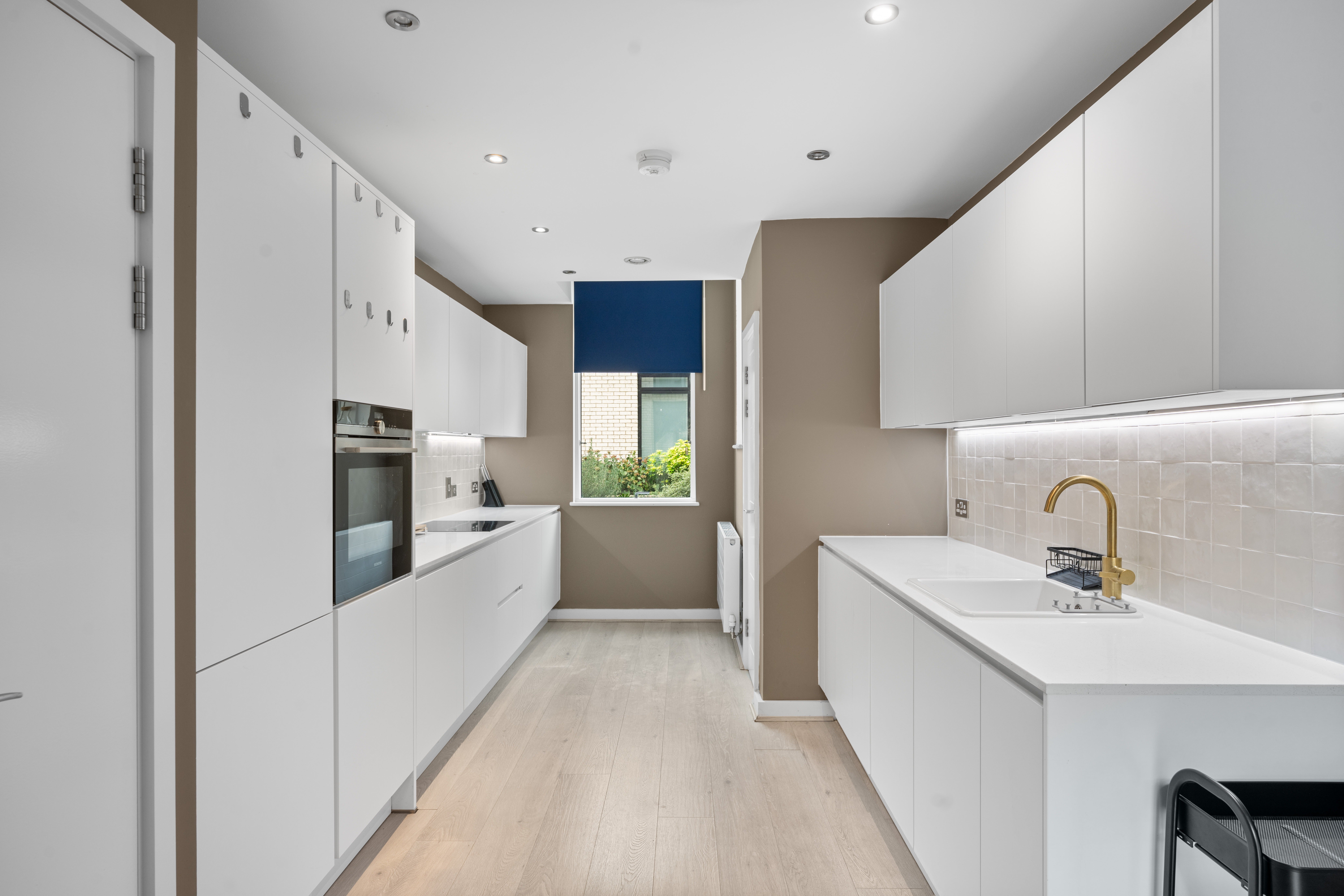 Flat Coopers Lane in Greater London