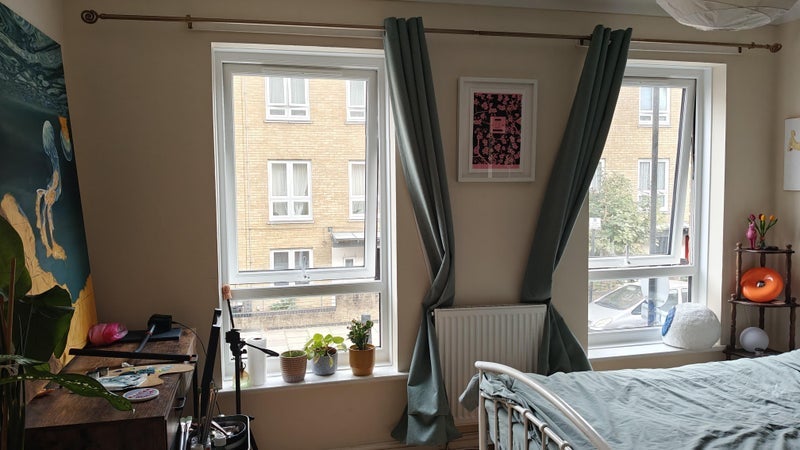 Room Oransay Road in Greater London