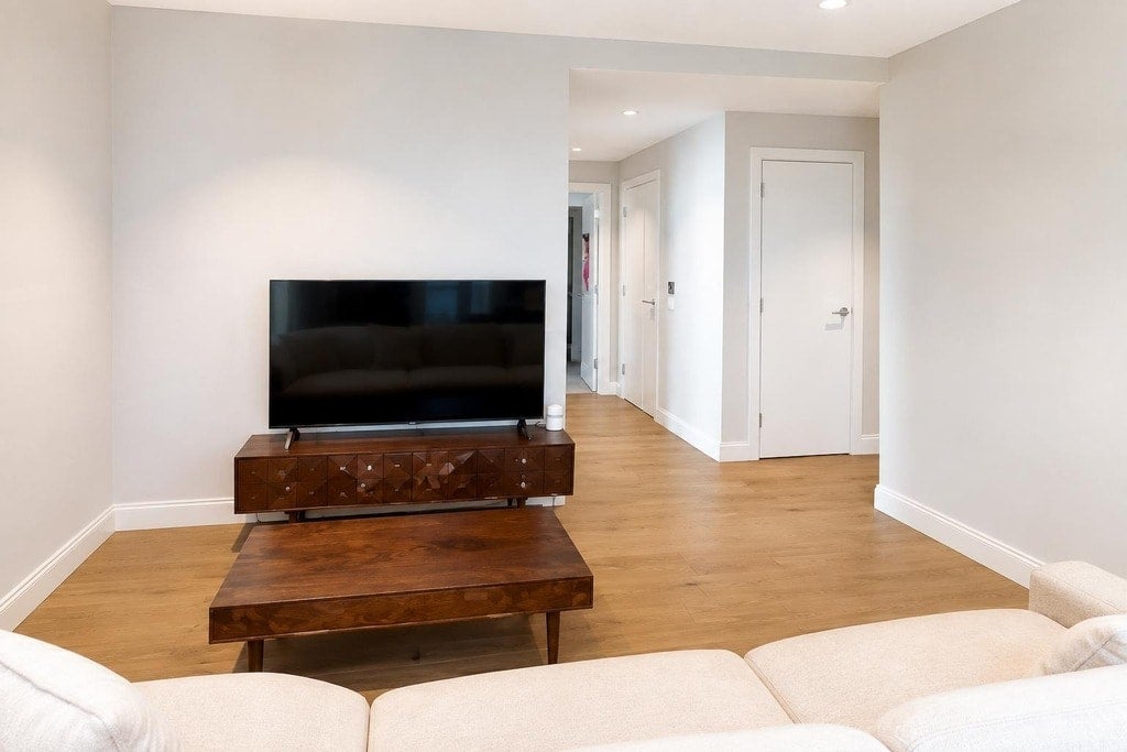 Flat Montford Place in Greater London