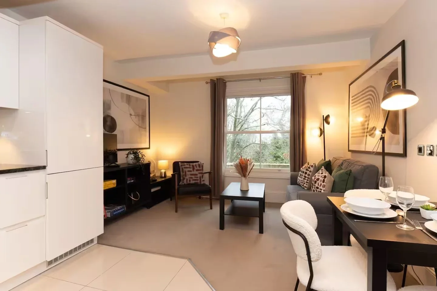 Flat Oak Hill in Greater London