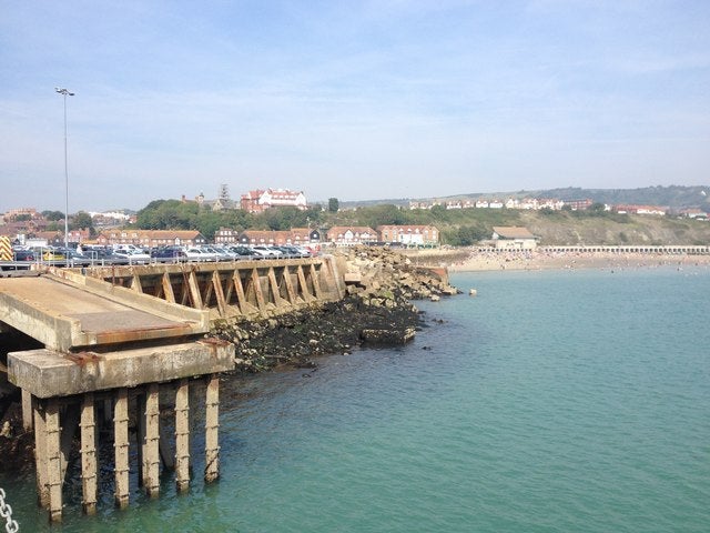 Flat Sandgate Road in Folkestone and Hythe District