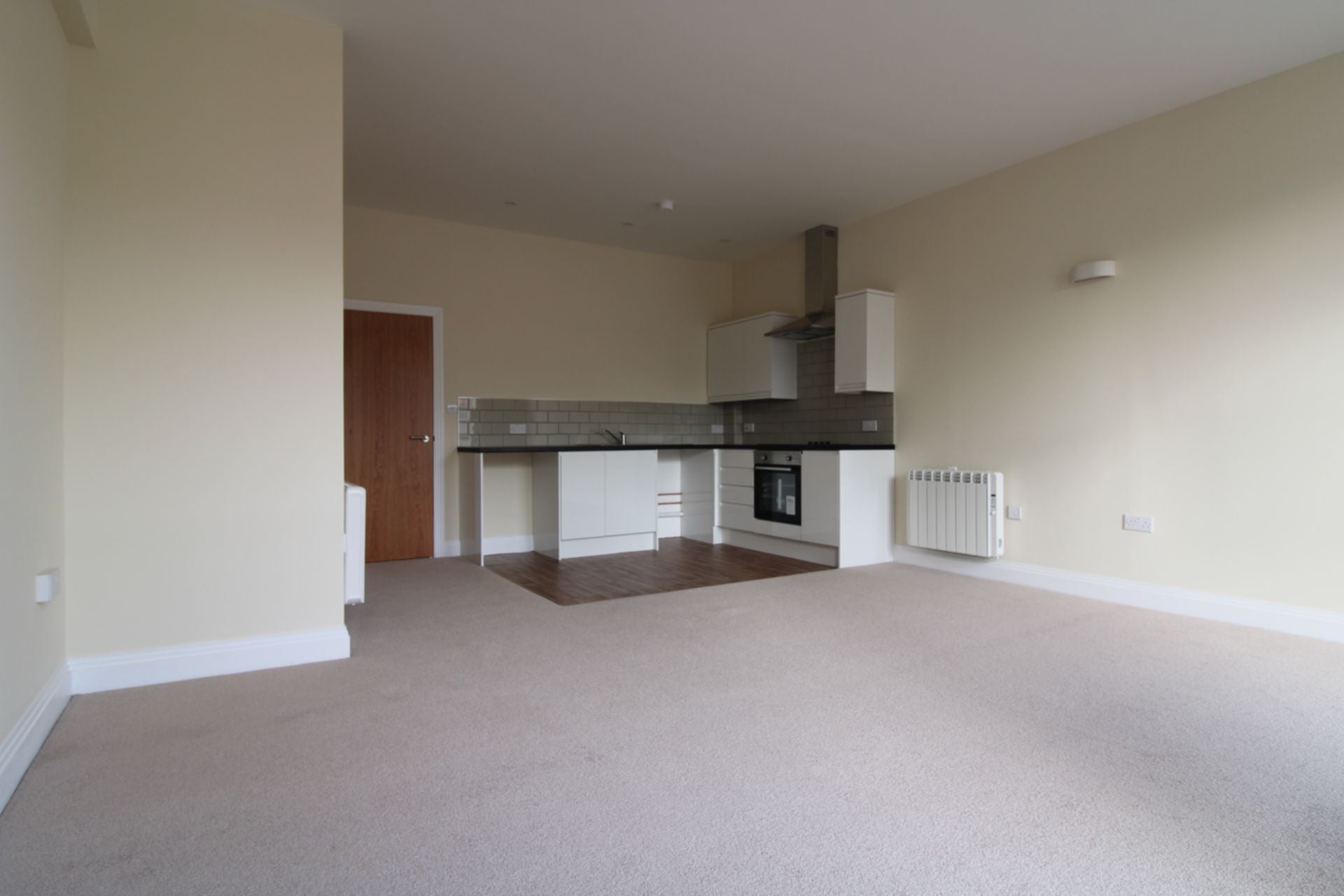 Flat Sandgate Road in Folkestone and Hythe District