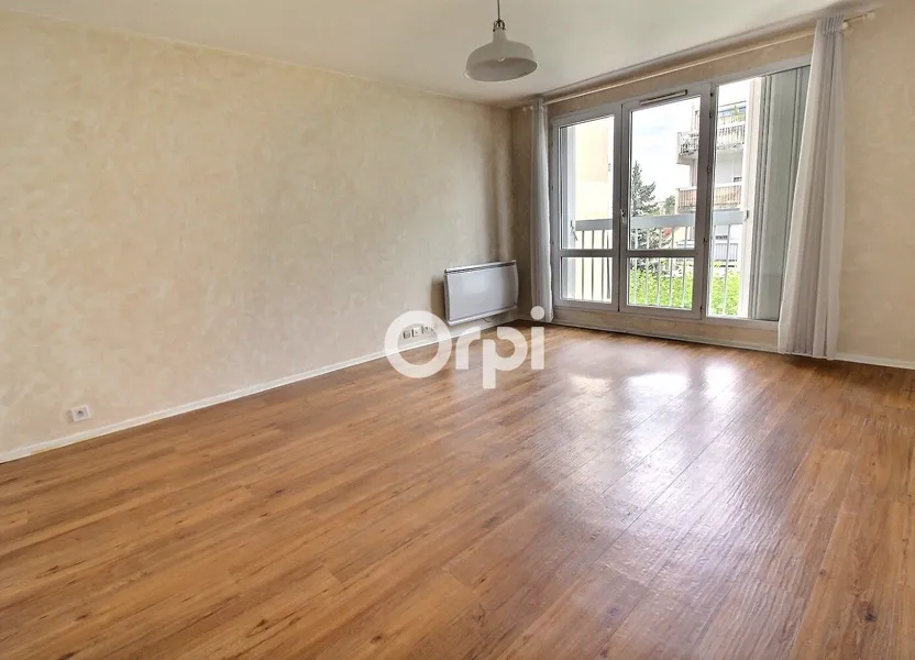 Appartement Rue Maurice Nogues à Viry-Châtillon