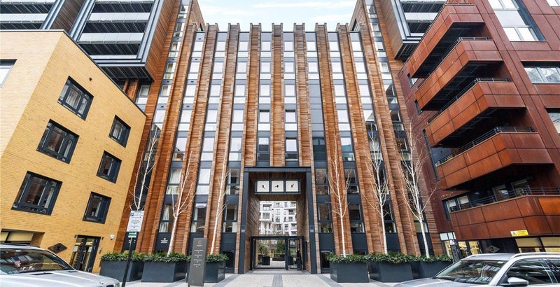 Flat Wharf Road in Greater London