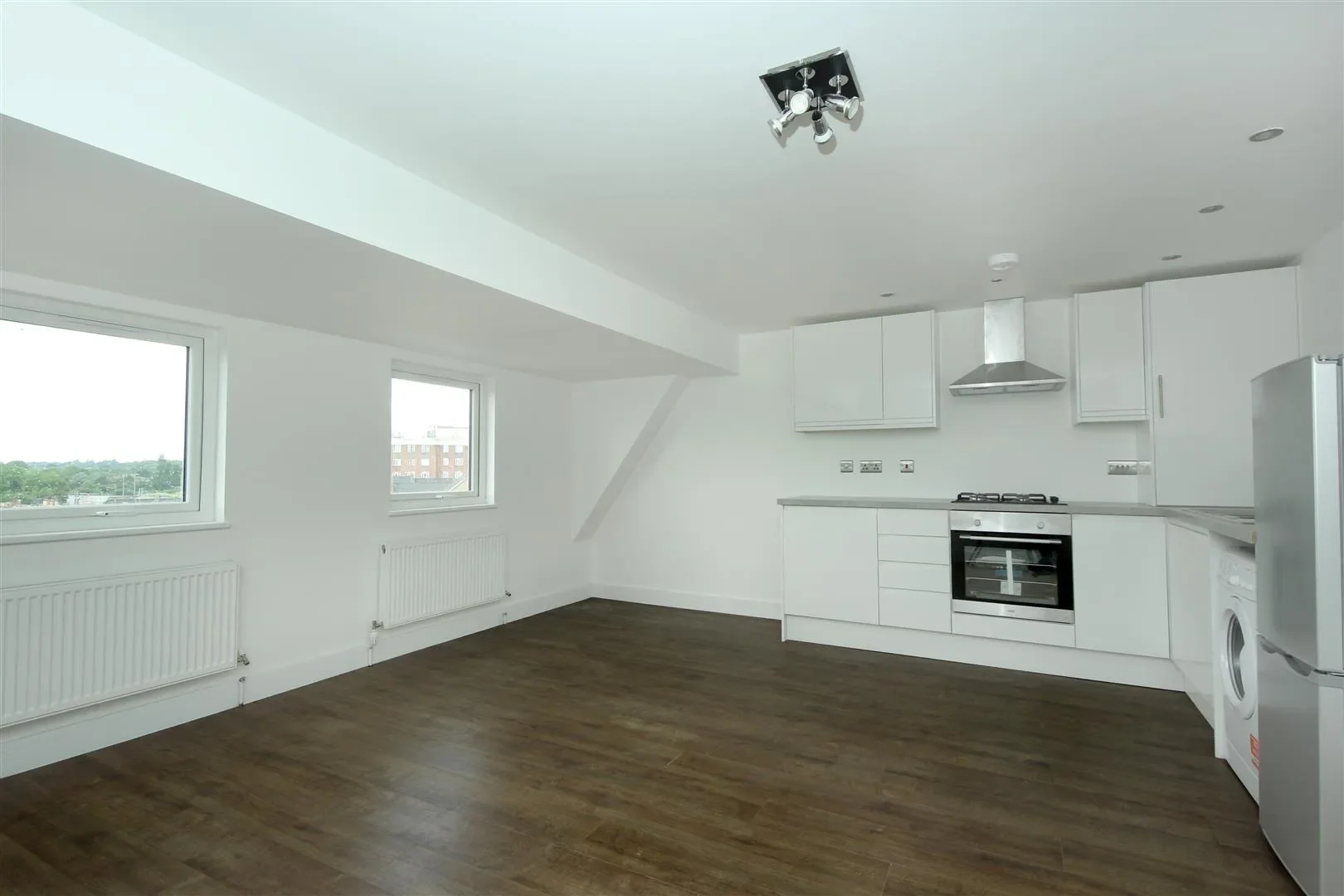 Flat Allison Road in Greater London