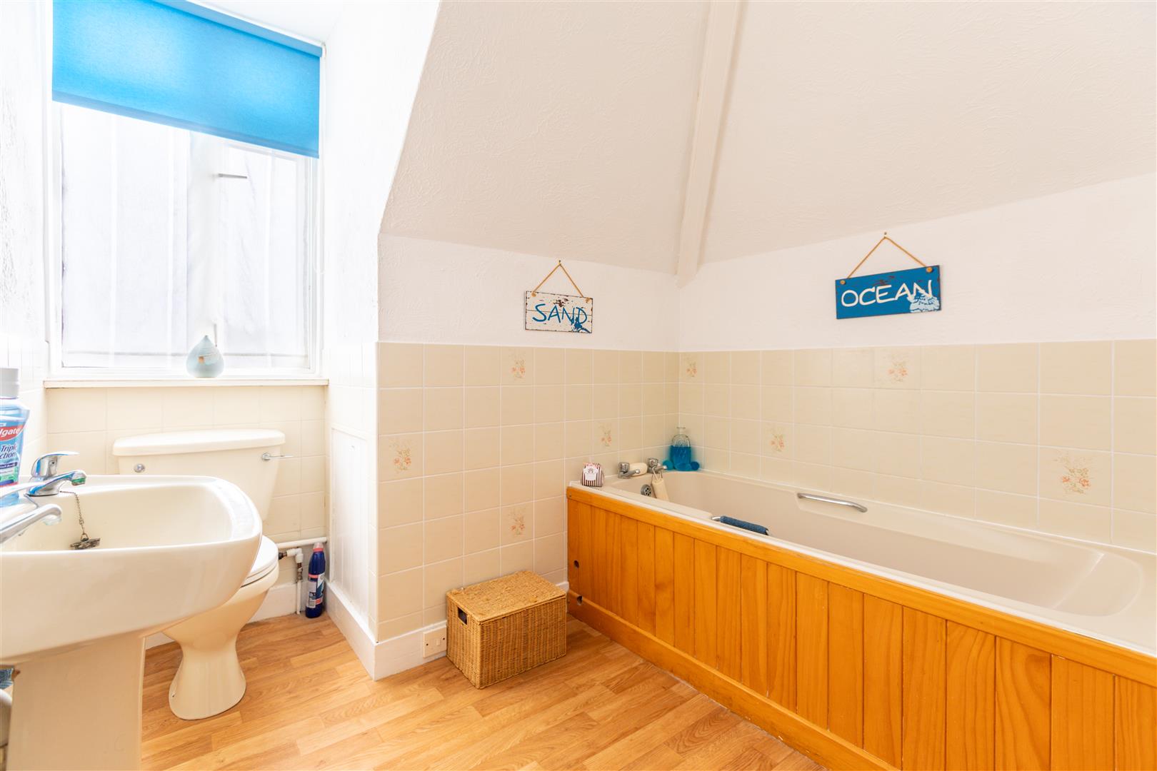 Flat Claigmar Road in Arun