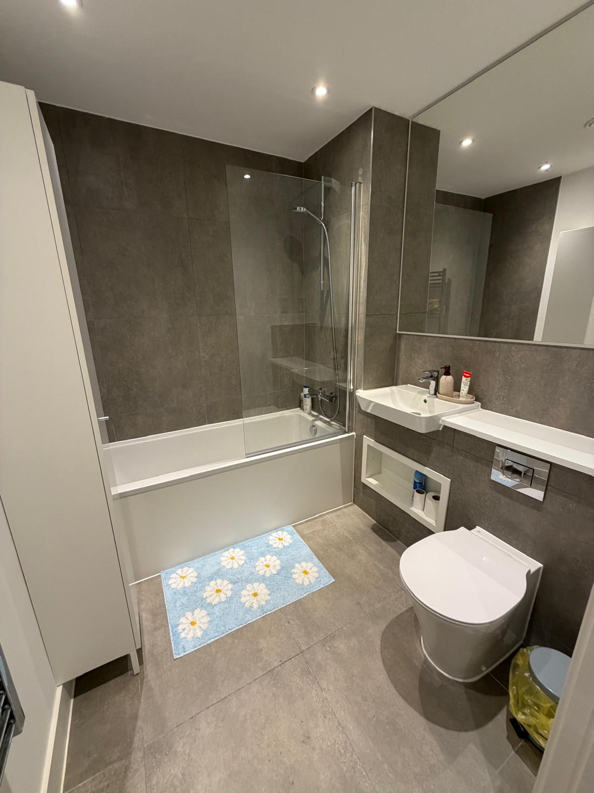 Flat Stirling Close in Stevenage