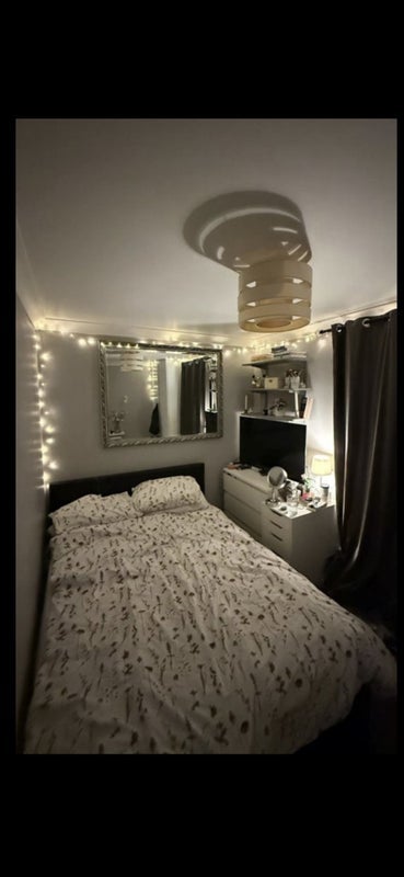 Room Glenbrook Road in Greater London