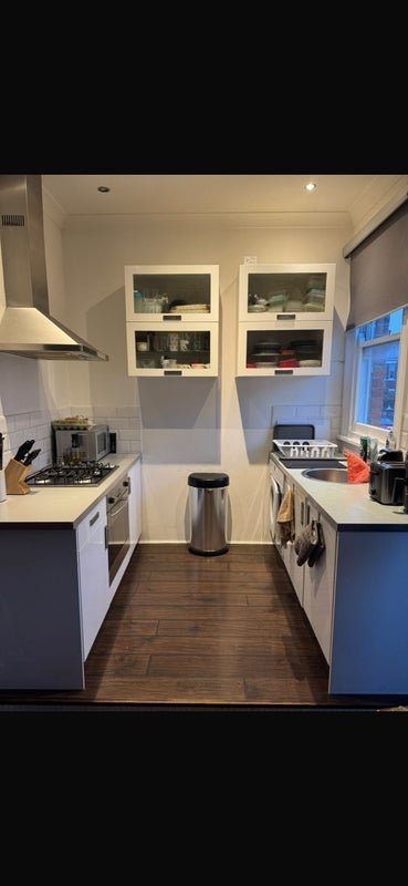 Room Glenbrook Road in Greater London