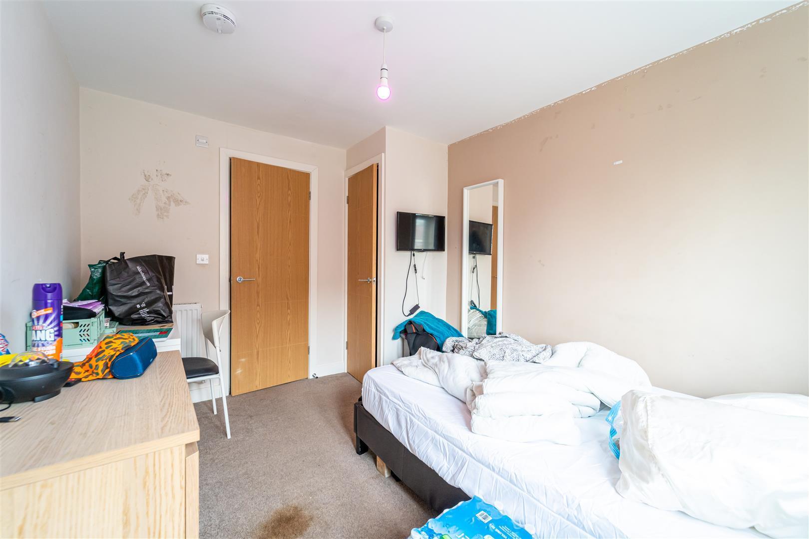 Flat Heeley Road in Birmingham