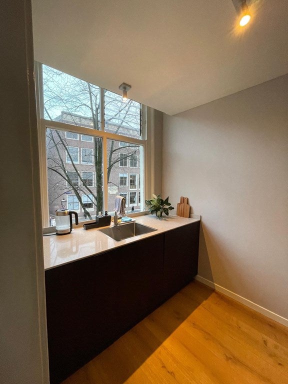 Appartement Oudezijds Achterburgwal 194 1 in Amsterdam