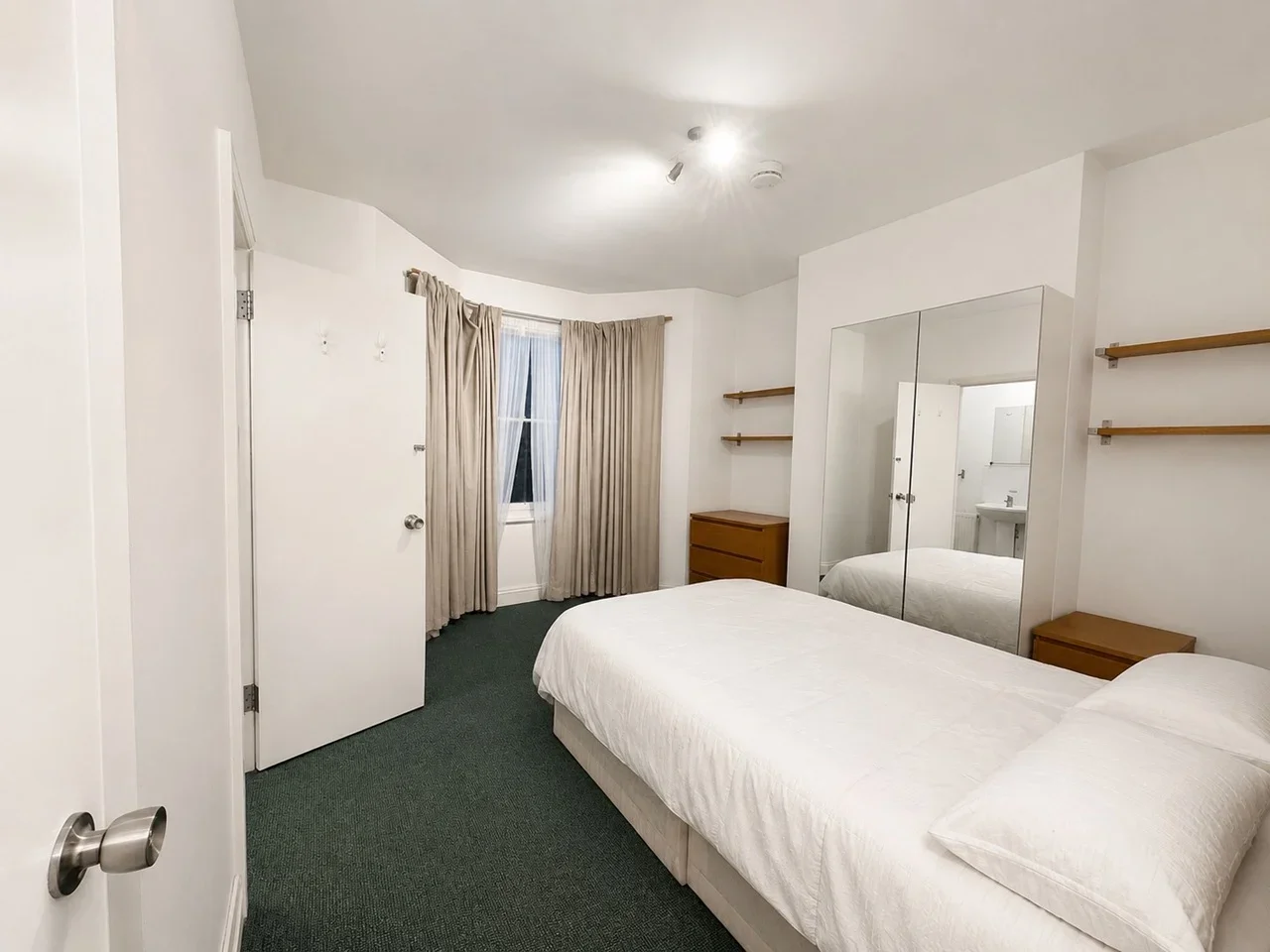 Room Rope Street in Greater London