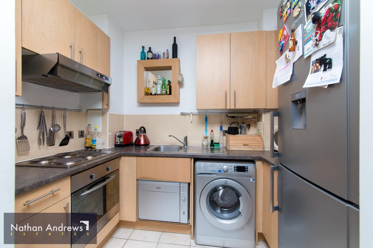 Flat Bromyard Avenue in Greater London