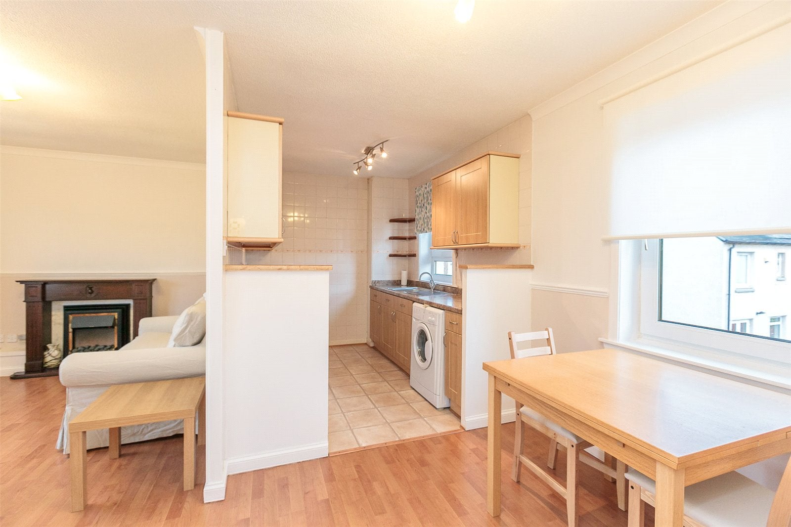 Flat South Gyle Wynd in City of Edinburgh