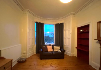 Flat Morningside Road in City of Edinburgh