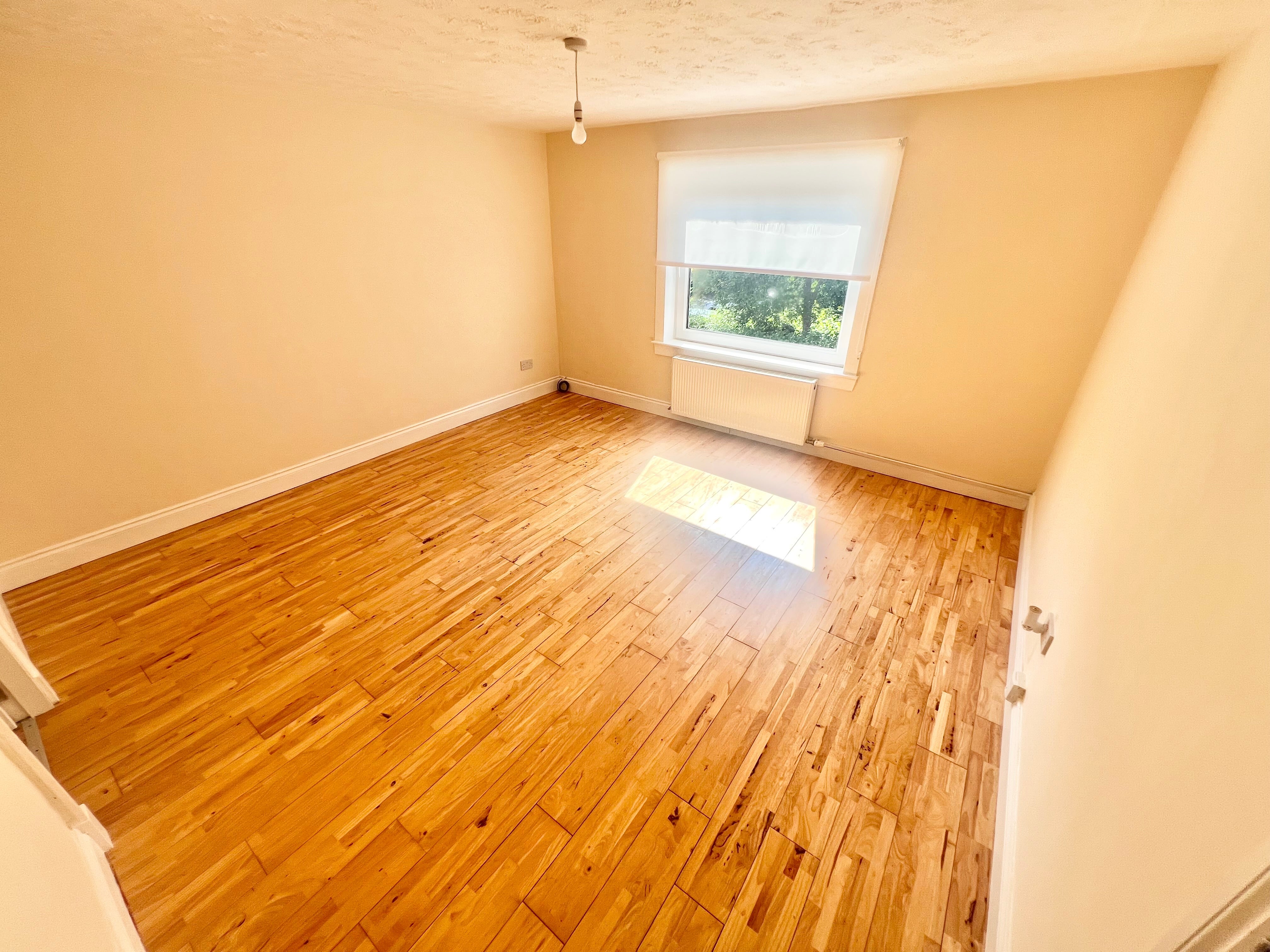 Flat Kildrum Road in Cumbernauld