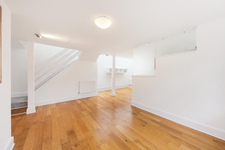 House Melbourne Grove in Greater London