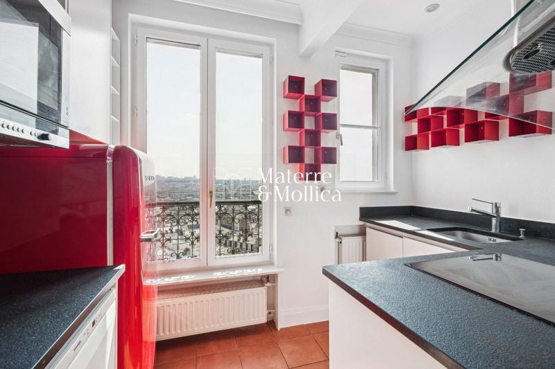 Flat Rue Cauchois in Paris