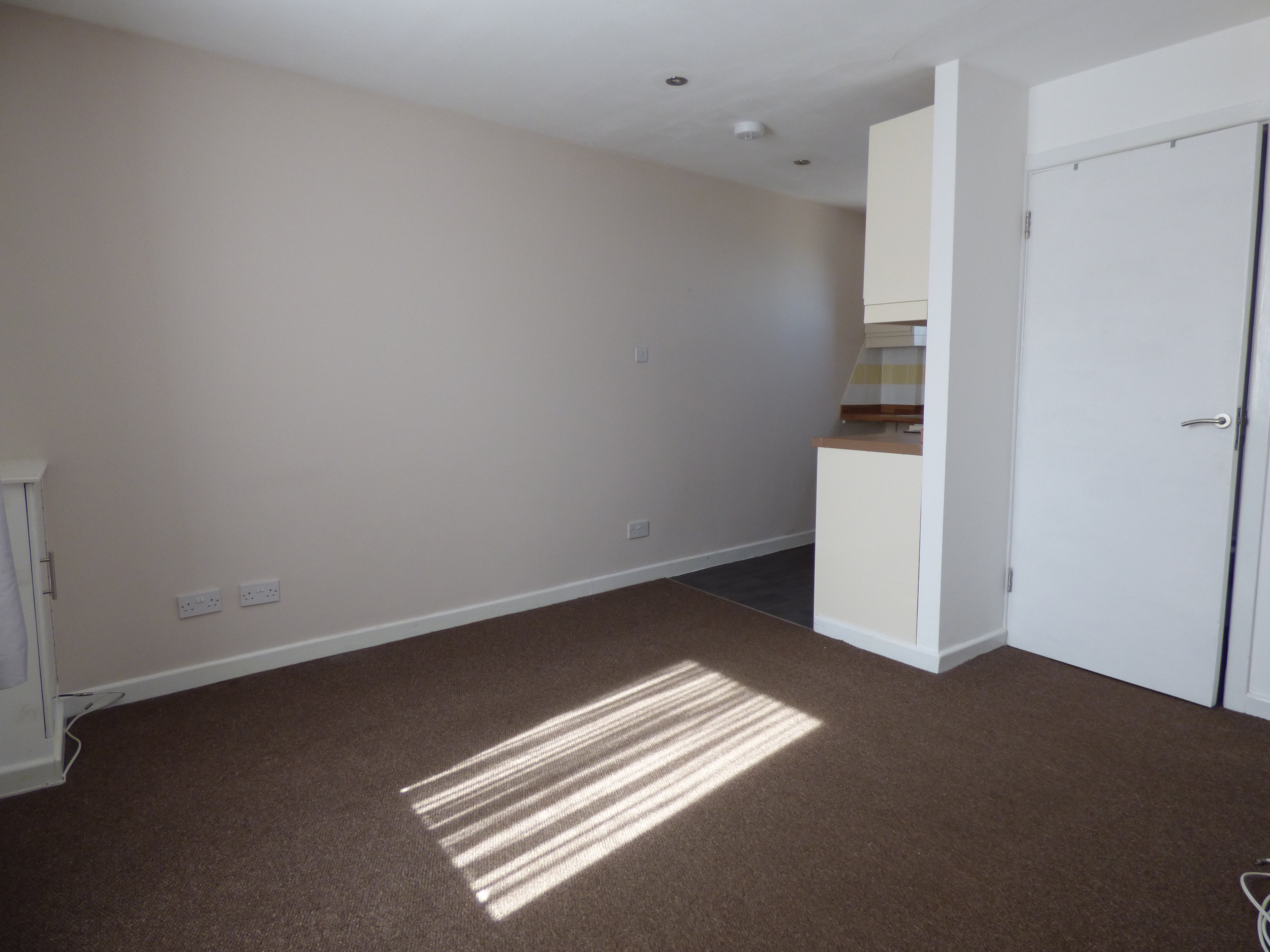 Room High Street in Gosport