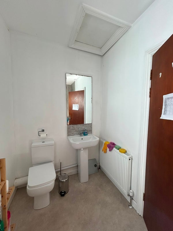 Room Osborne Road in Bristol