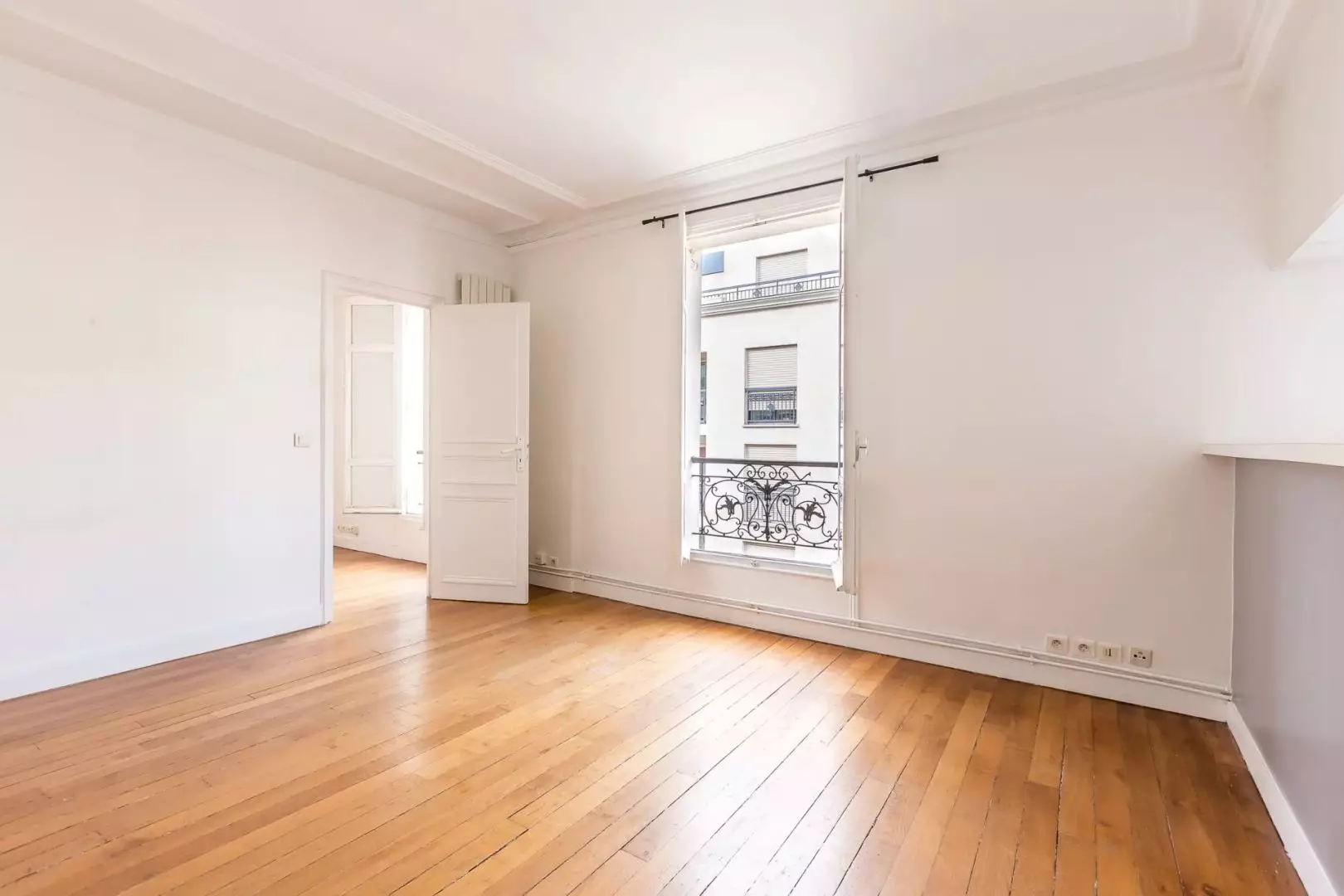 Flat Rue Dutot in Paris
