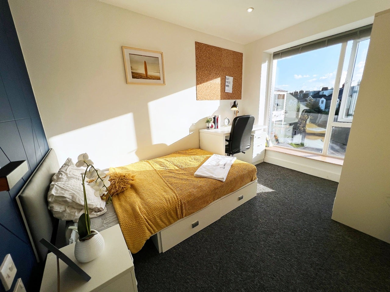 Room Cathays Terrace in Cardiff