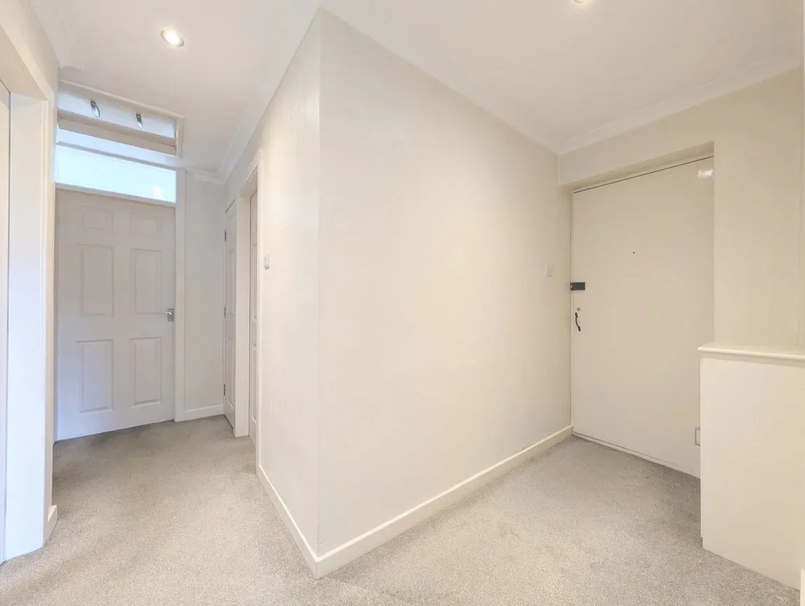 Flat Salford Road in Sefton