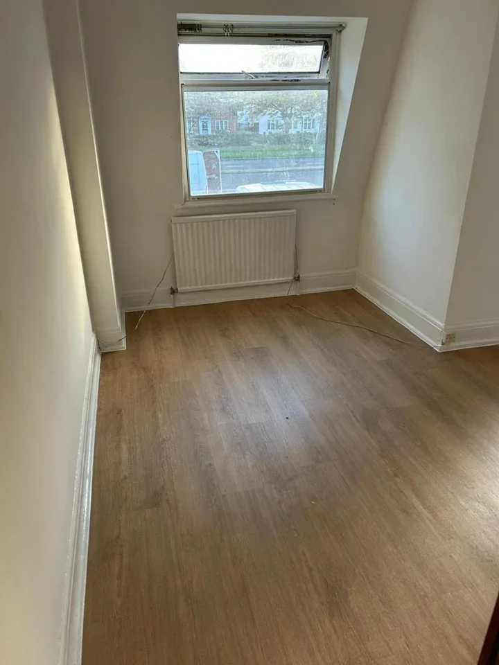 Room Great West Road in Greater London