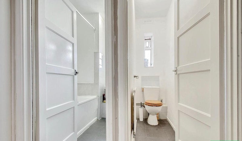 Room Ashburnham Close in Greater London