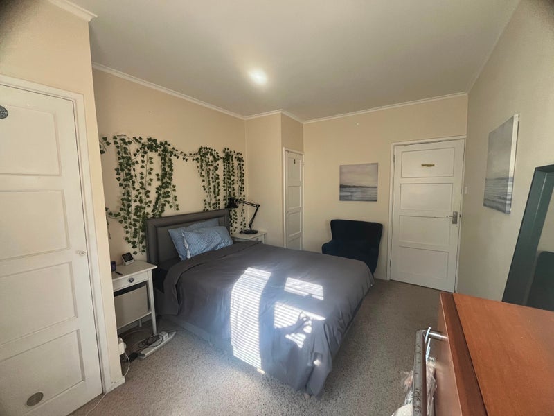 Room Ashburnham Close in Greater London