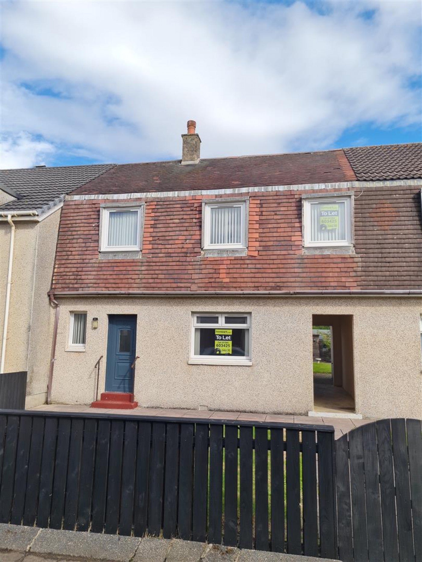 House Carmyle Place in Stevenston