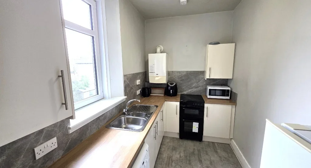 Flat Summerfield Terrace in Aberdeen City