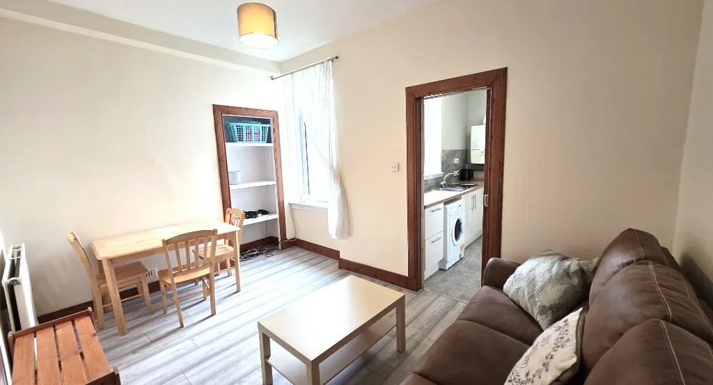 Flat Summerfield Terrace in Aberdeen City