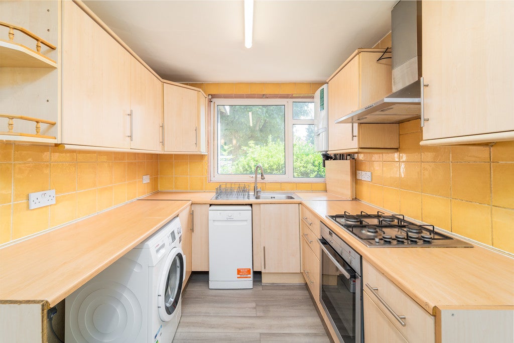House Chase Side in Greater London