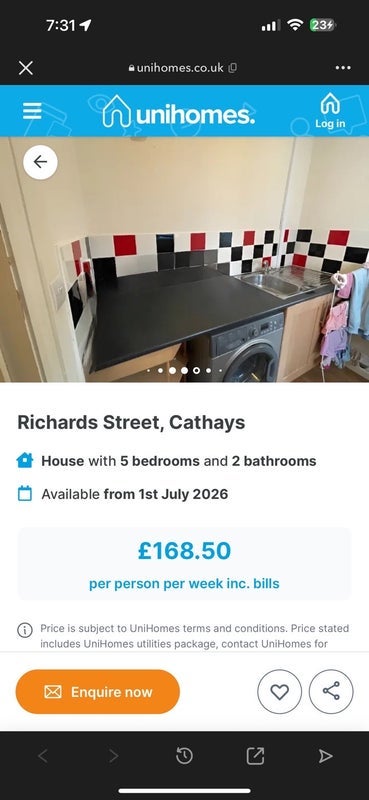 Room Richards Street in Cardiff