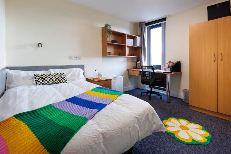 Room Shoreham Street in Sheffield