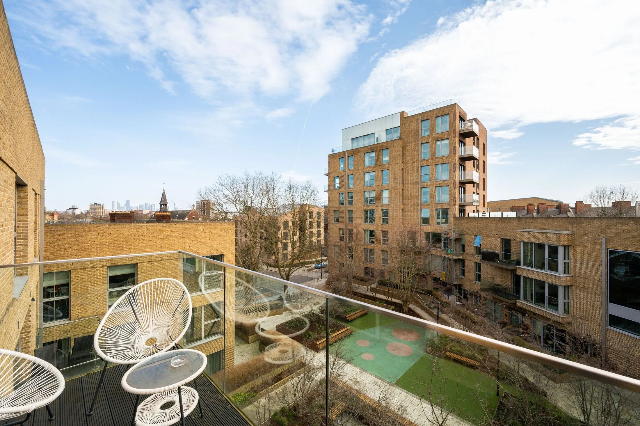 Flat Rodney Road in Greater London