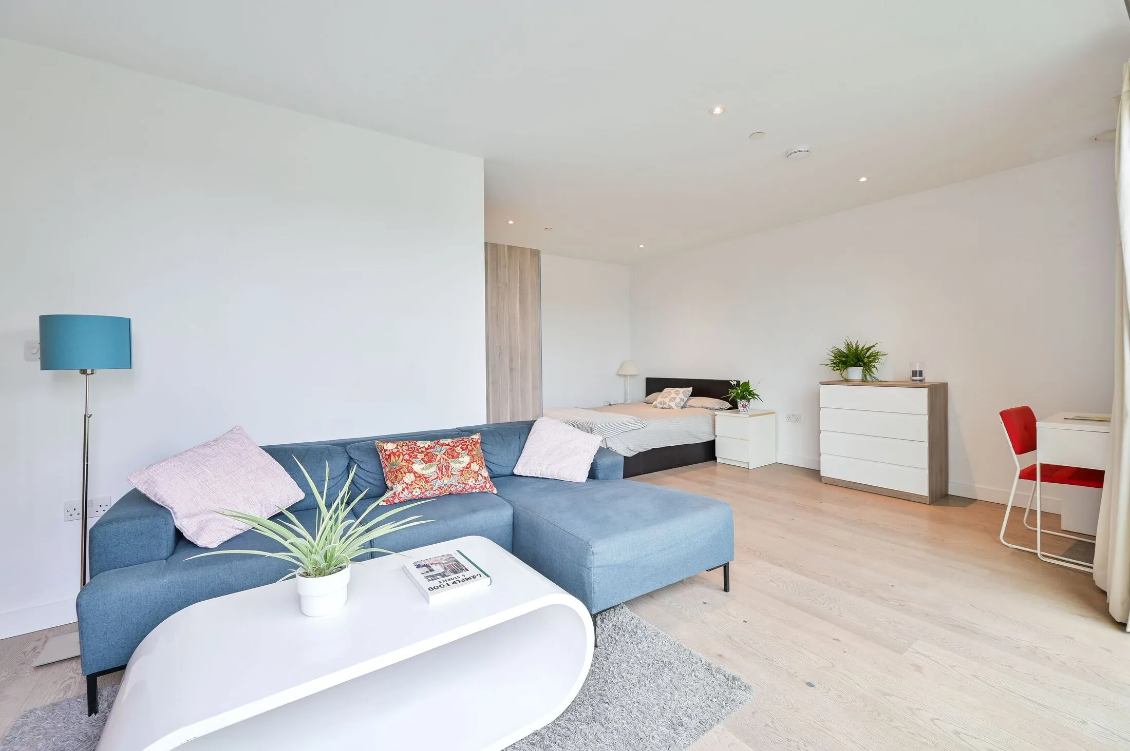 Flat Rodney Road in Greater London