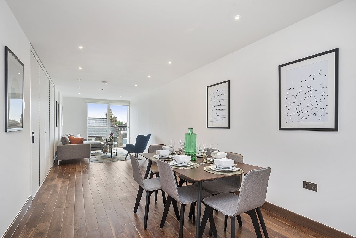 Flat Maygrove Road in Greater London