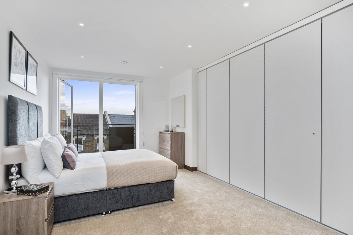 Flat Maygrove Road in Greater London