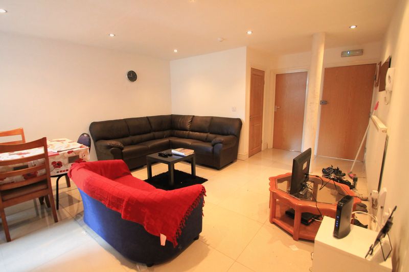 Flat Miskin Street in Cardiff