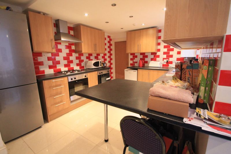 Flat Miskin Street in Cardiff
