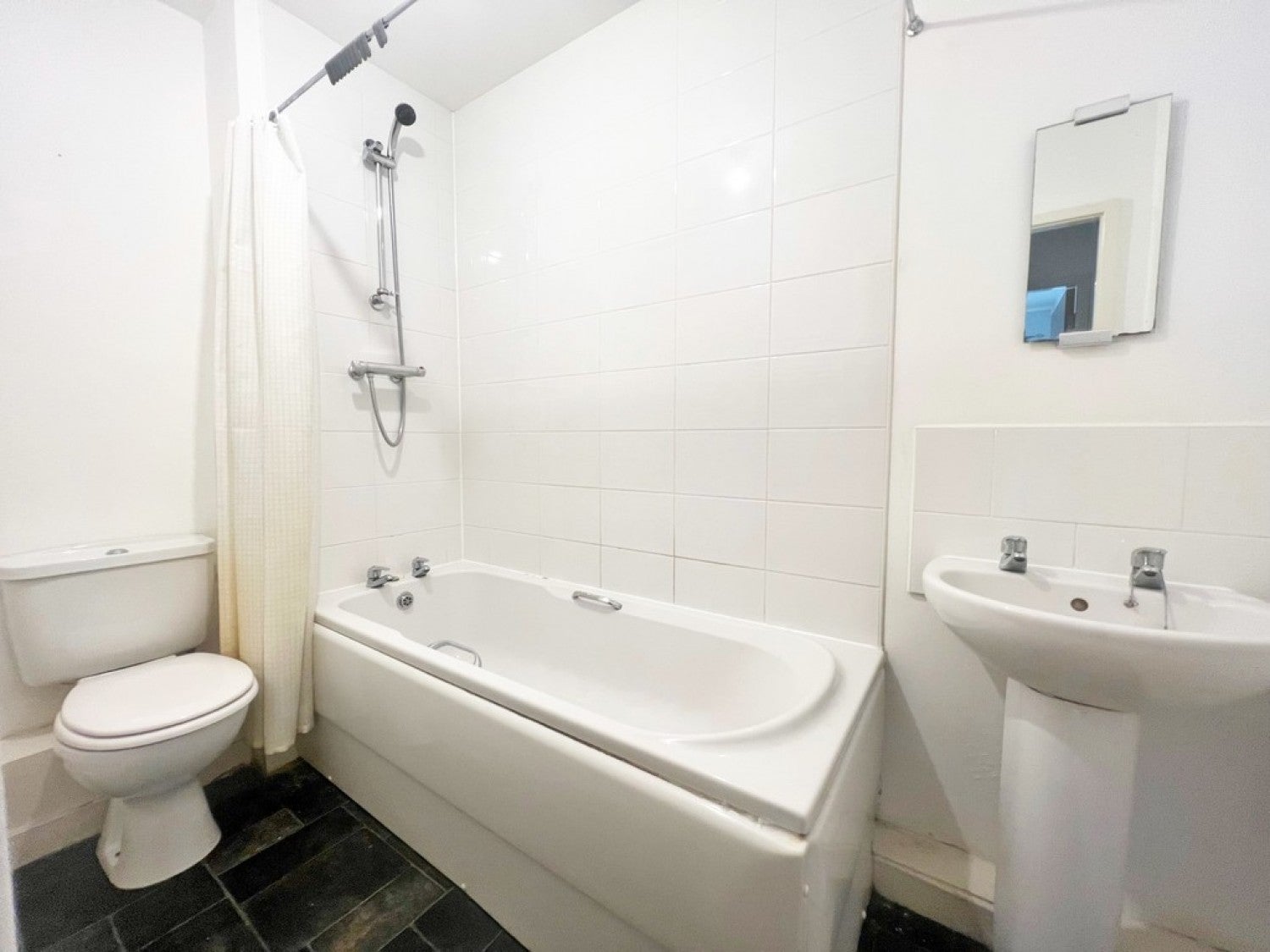 Flat Lockfield in Runcorn