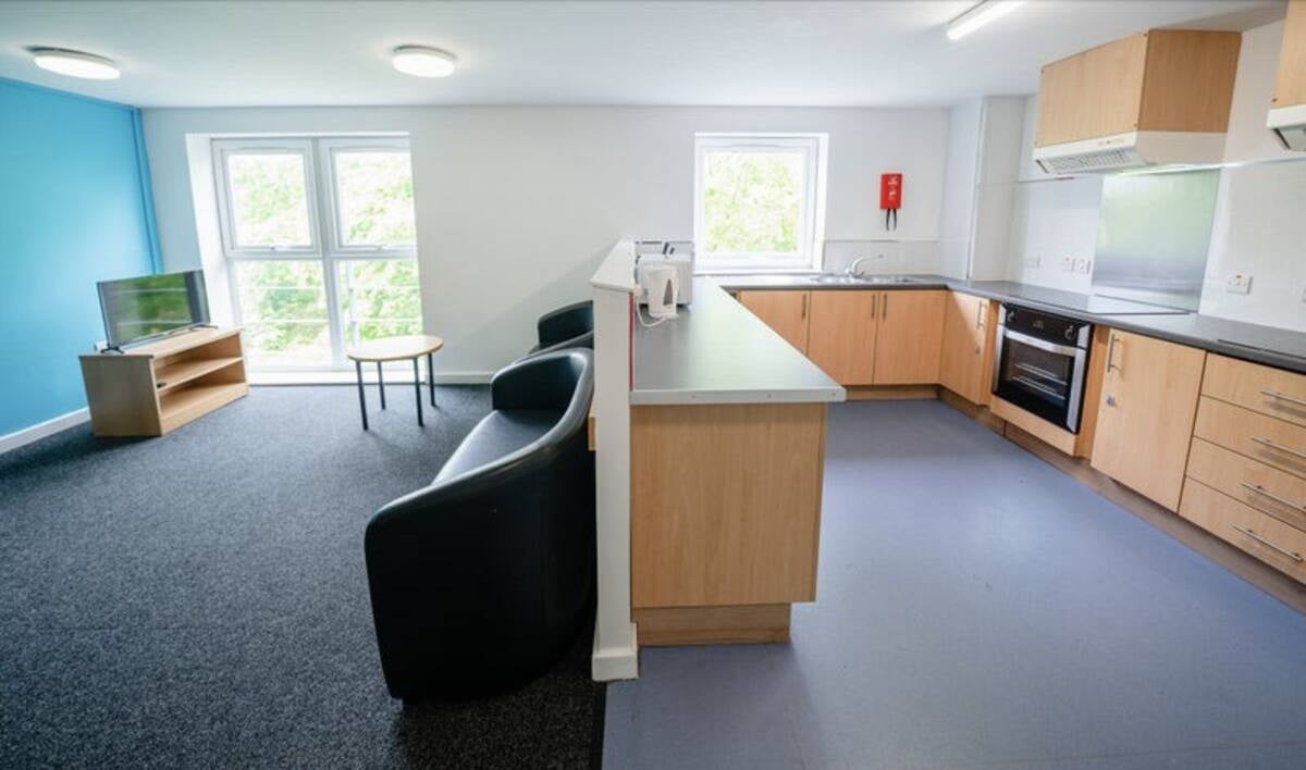Room Beswick Drive in Crewe