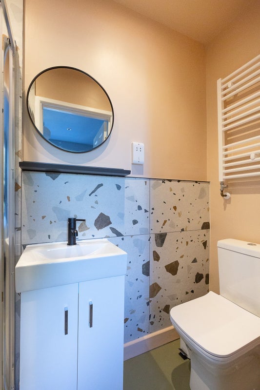Room Engleheart Road in Greater London
