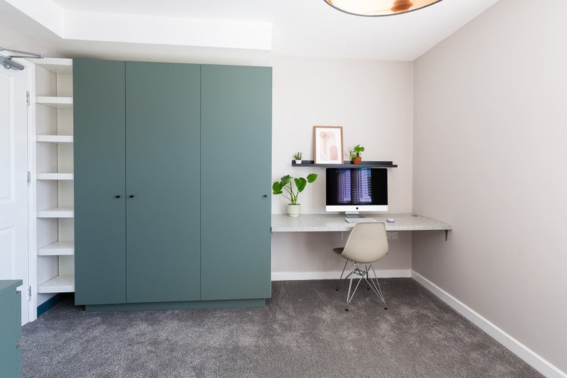 Room Engleheart Road in Greater London