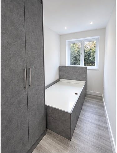 House Ratcliffe Close in Greater London