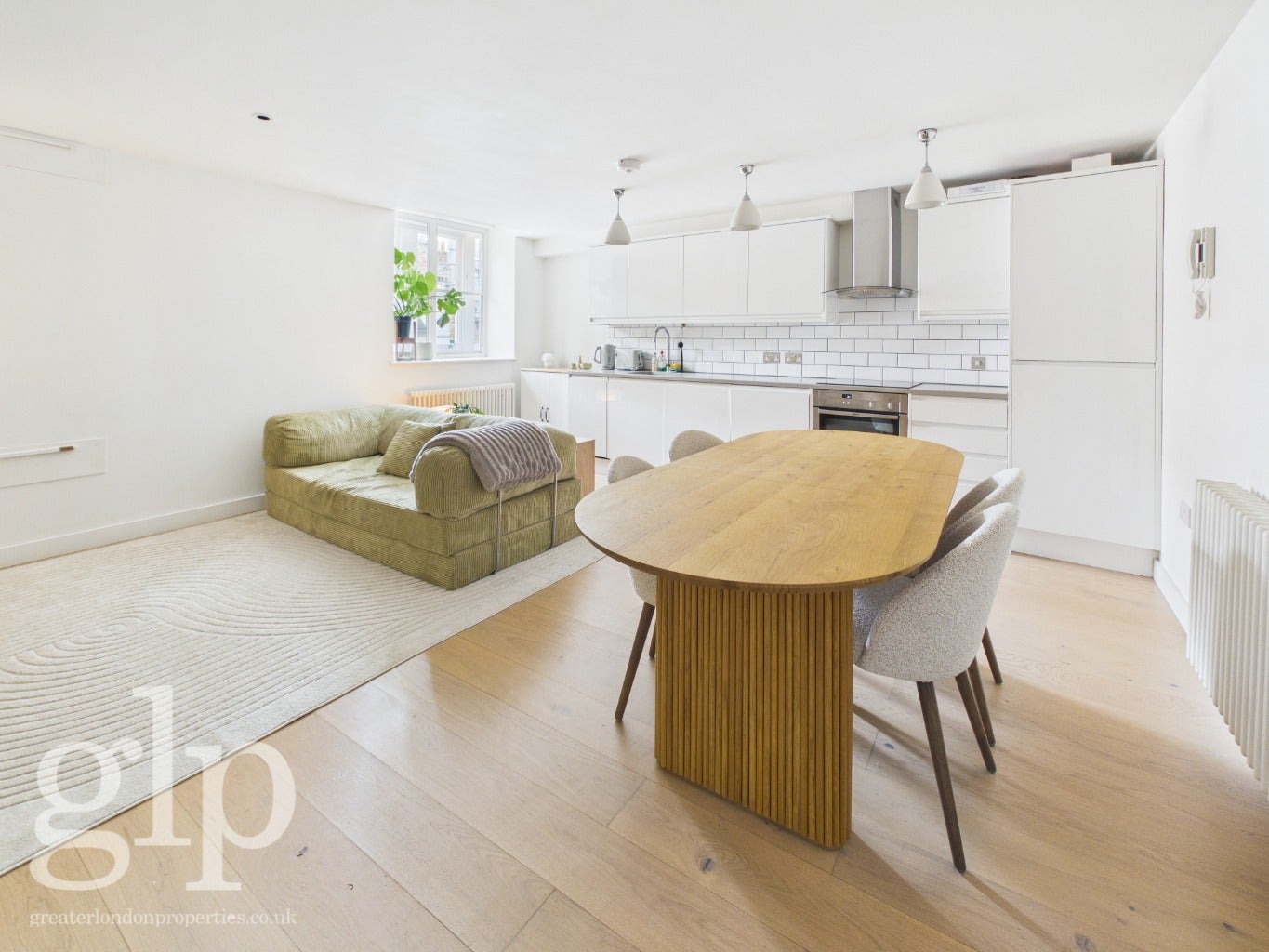 Flat Rupert Street in City of Westminster