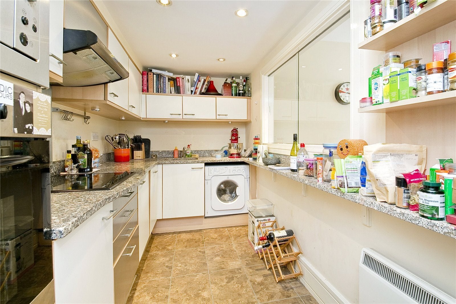 Flat Rosebery Avenue in Greater London