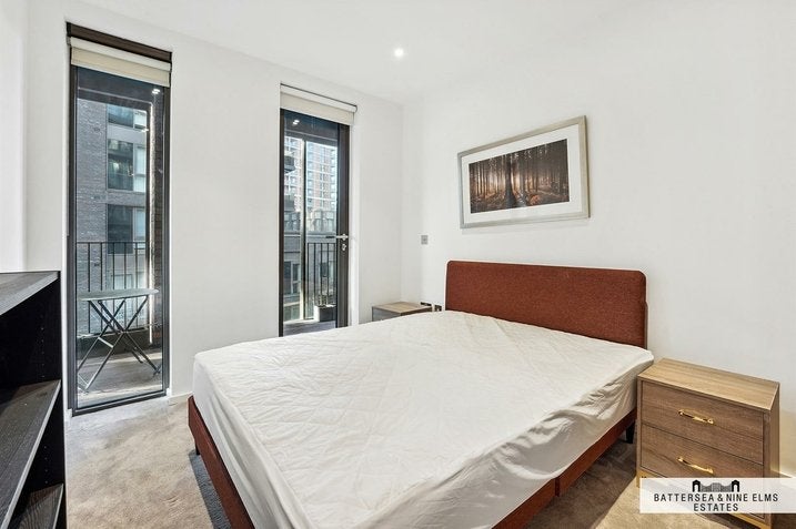 Flat New Union Square in Greater London